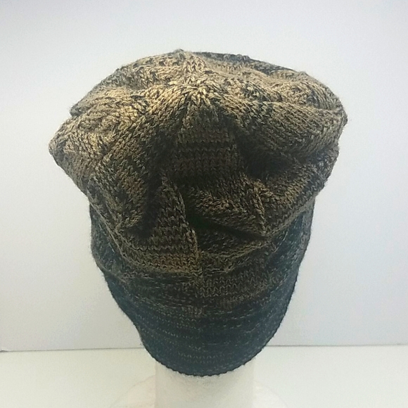 Go & Go Knitted Black and Tan Beanie Hat - Picture 4 of 7
